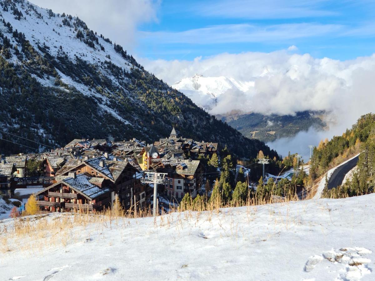 Arc 1950 Refuge du Montagnard: Ski-In/Ski-Out with Mont Blanc Views Les Arcs  Exterior photo
